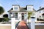 Oasis House - Falmouth