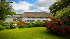 The Barn and Pinn Cottage - Sidmouth