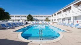 Barnstaple, 3 star