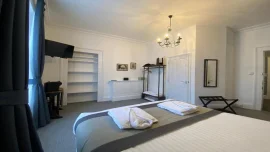 Tavistock, 3 star