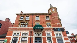 Trivelles Seaforth, Liverpool, 3 star