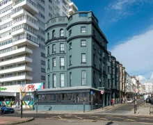 Brighton, 3 star