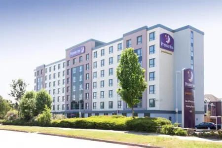 Image of the accommodation - Premier Inn London Gatwick Airport Manor Royal Crawley West Sussex RH10 9DF