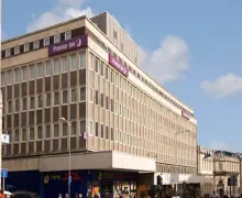 An external view of the Premier Inn Brighton City Centre North Street
