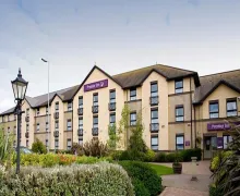 An external view of the Premier Inn Norwich East Broadlands A47