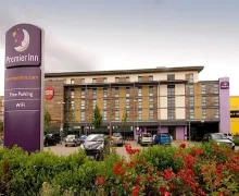 An external view of the Premier Inn Watford Croxley Green