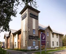 An external view of the Premier Inn Weston Super Mare East A370