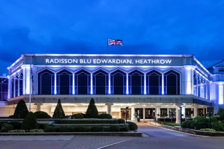 Image of the accommodation - Radisson Blu Edwardian Heathrow Hotel Hayes Middlesex UB3 5AW