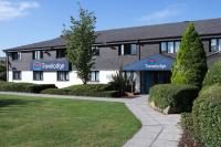 Travelodge Bristol Cribbs Causeway BS10 7TL  Hotels in Over
