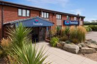 Travelodge Cambridge Swavesey CB24 4RE  Hotels in Lolworth