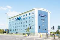 Travelodge Cheshunt EN8 8BY  Hotels in Waltham Cross