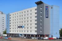 Travelodge London Wembley NW10 7UG  Hotels in Tokyngton