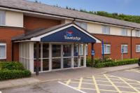 Travelodge Wakefield Woolley Edge M1 Southbound WF4 4LQ  Hotels in West Bretton