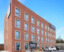 An external view of the Travelodge Gravesend