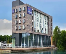 An external view of the Travelodge Thurrock Lakeside