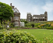 Whitby, 4 star